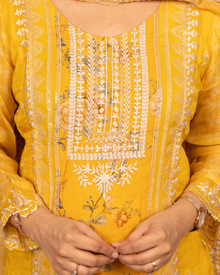 Yellow Sitara Thread Suit Set