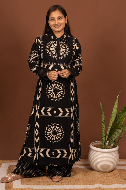 Black Buttoned Solitary Elegance