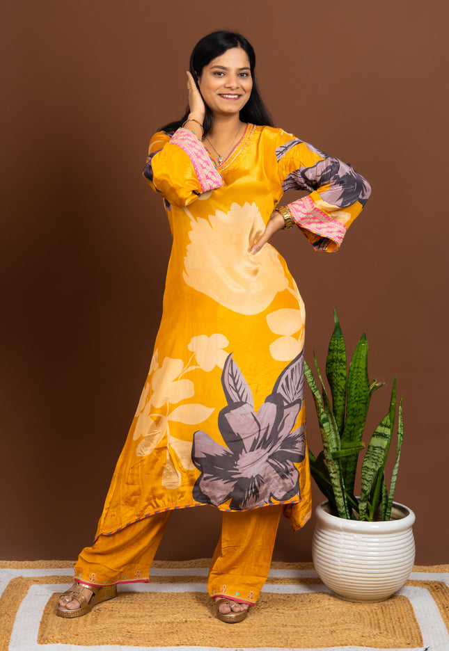 Haldi Abstract Bloom Set