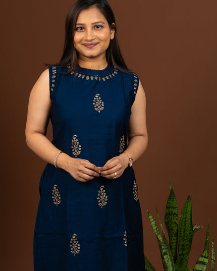 Navy Blue Block Print Sleeveless Kurta Pant Set