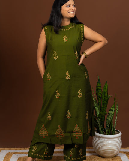 Olive Green Block Print Sleeveless Kurta Pant Set