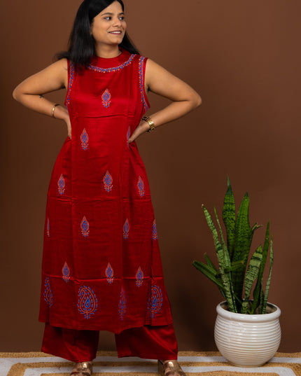 Red Block Print Sleeveless Kurta Pant Set