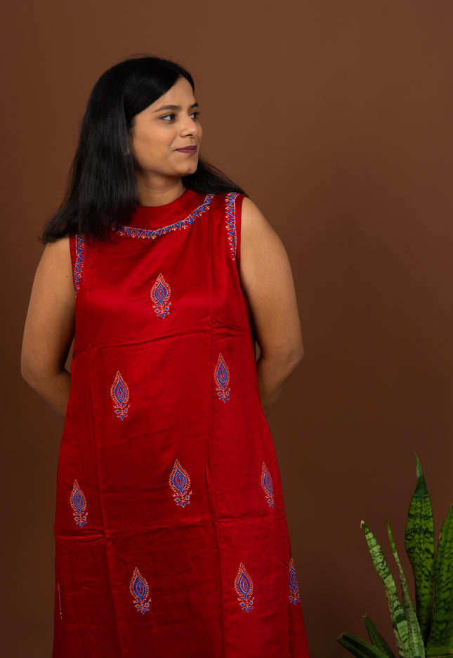 Red Block Print Sleeveless Kurta Pant Set