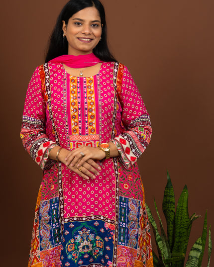 Sabya Printed Pink Suit Set