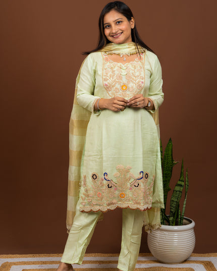 Pista Elegance Suit Set